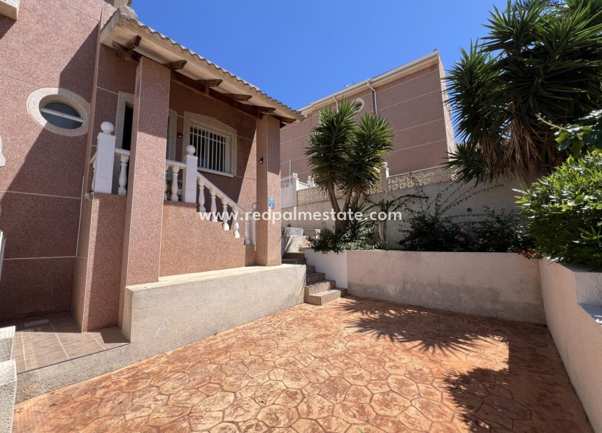 Resale - Town House -
Ciudad quesada - Costa Blanca