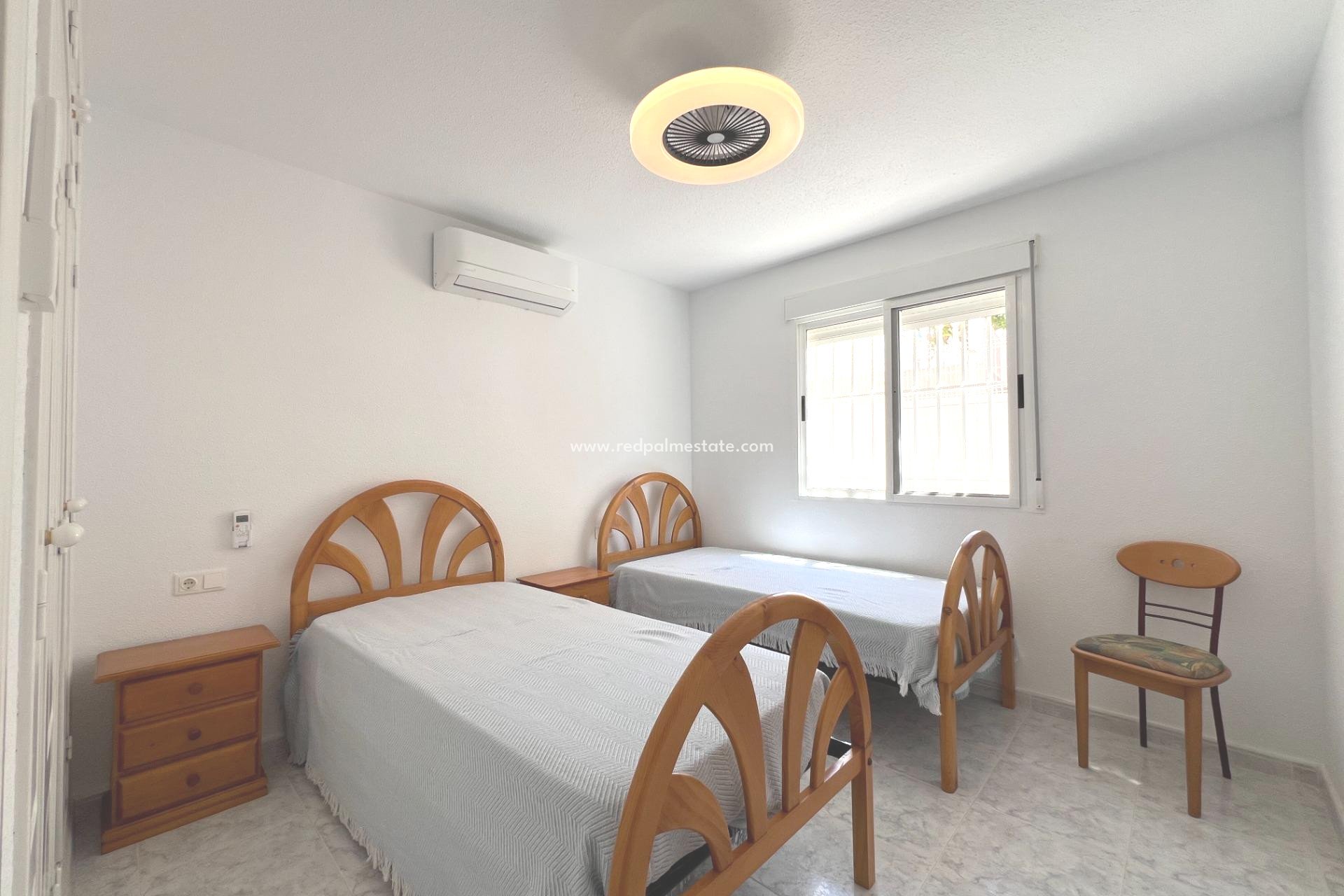 Resale - Town House -
Ciudad quesada - Costa Blanca