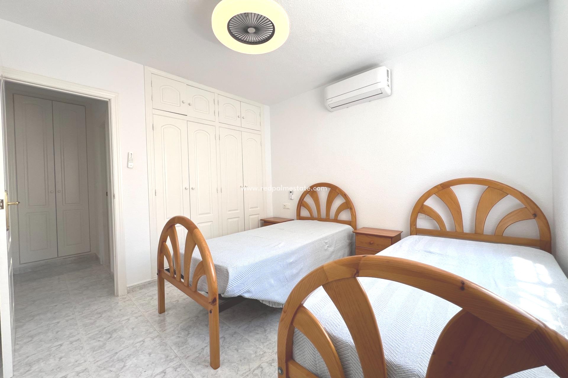 Resale - Town House -
Ciudad quesada - Costa Blanca