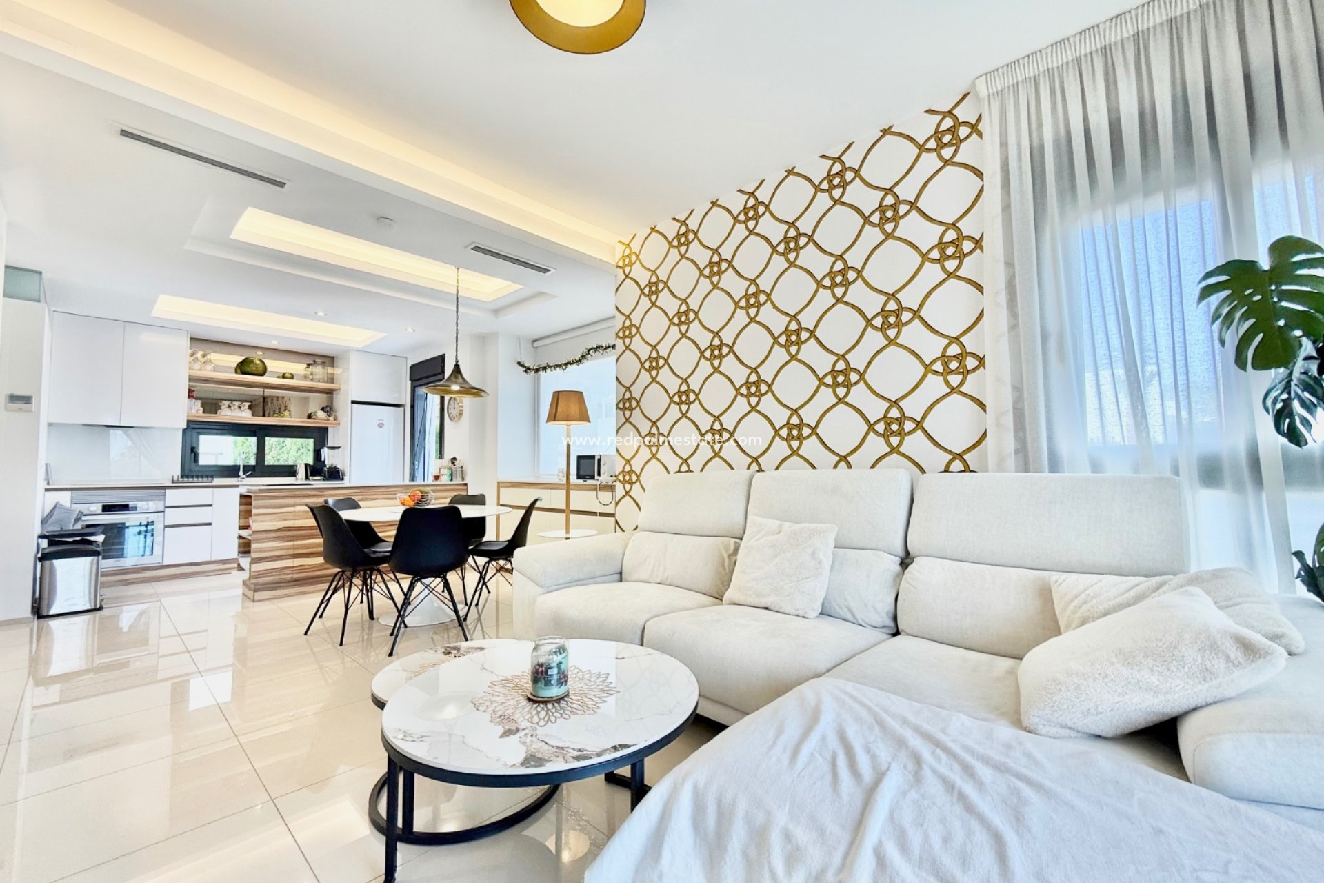 Resale - Town House -
Ciudad Quesada - Lo Marabu