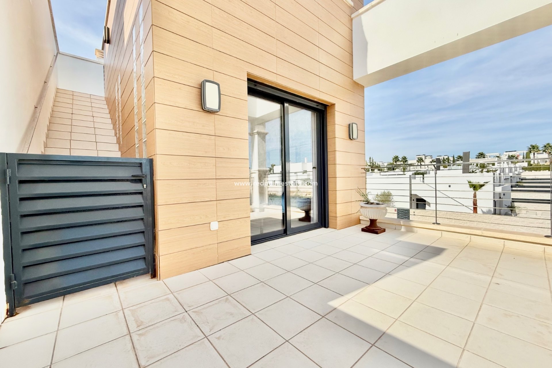 Resale - Town House -
Ciudad Quesada - Lo Marabu