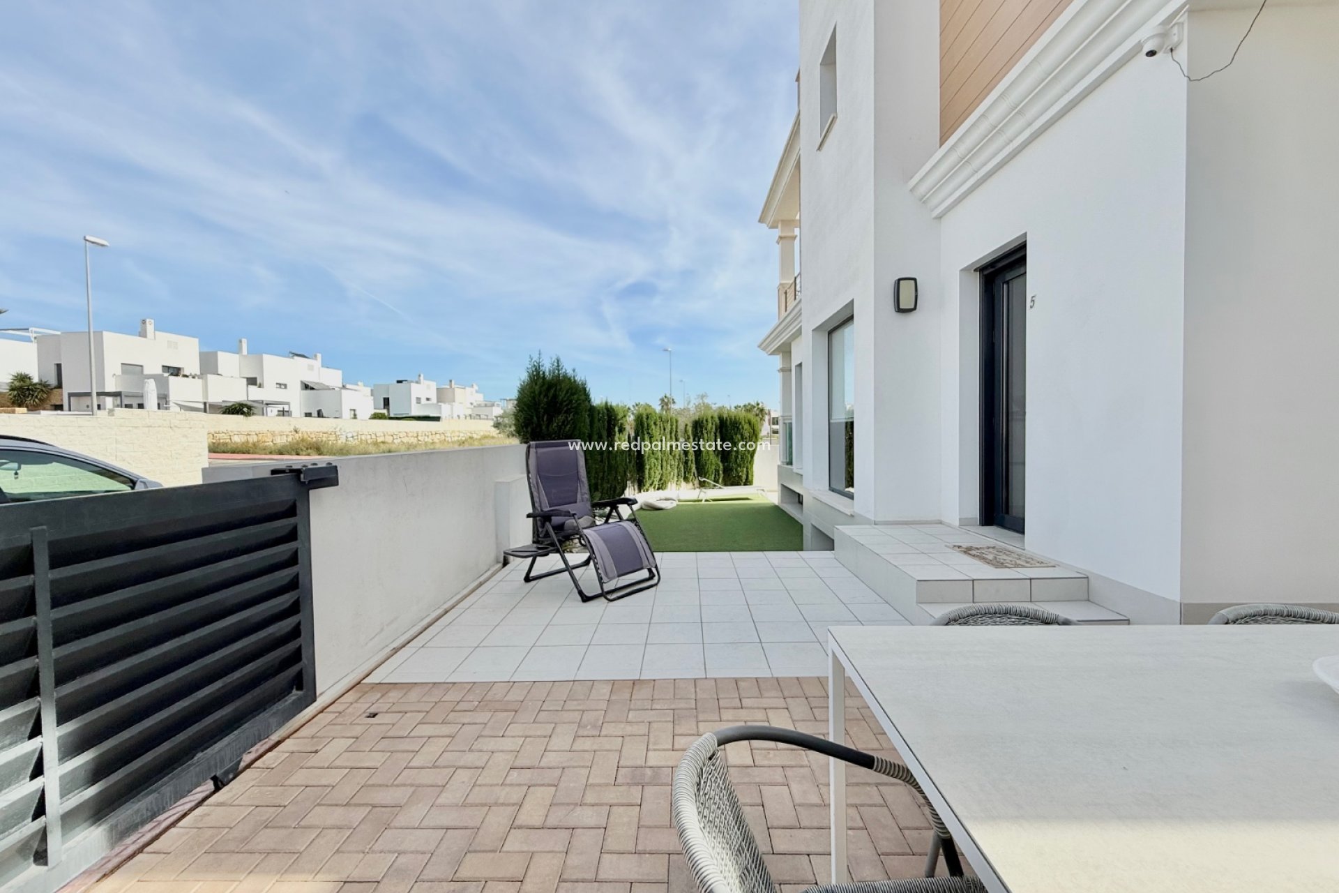 Resale - Town House -
Ciudad Quesada - Lo Marabu