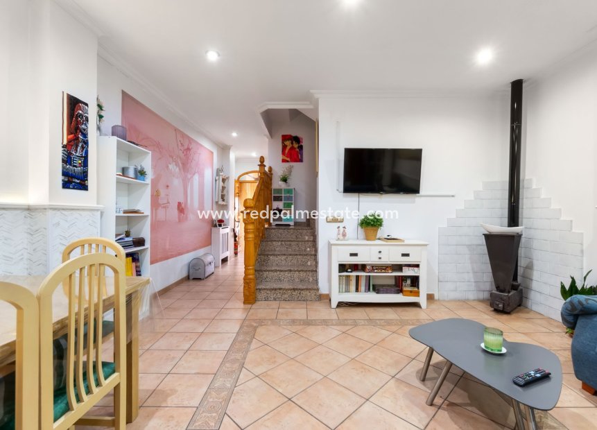 Resale - Town House -
Ciudad Quesada