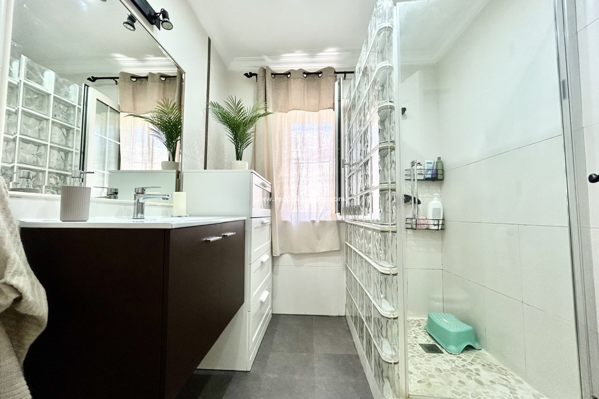 Resale - Town House -
Daya Vieja - Costa Blanca