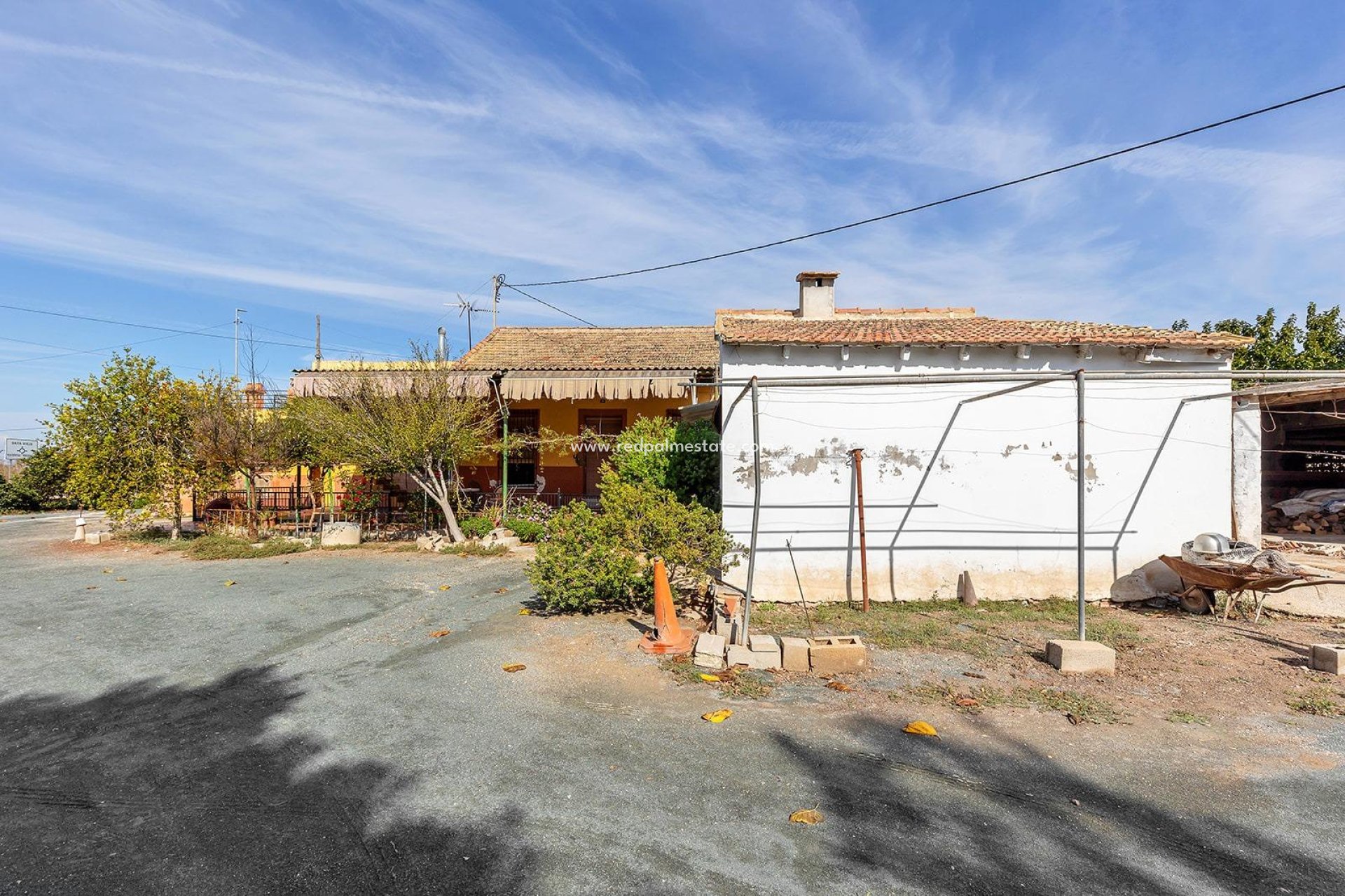 Resale - Town House -
Daya Vieja - Huerta