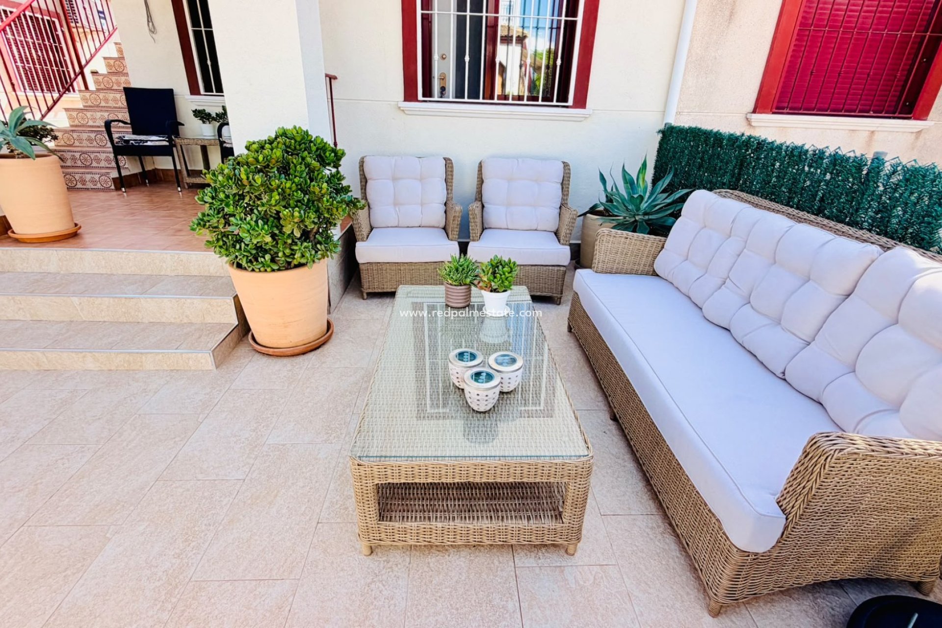 Resale - Town House -
Daya Vieja
