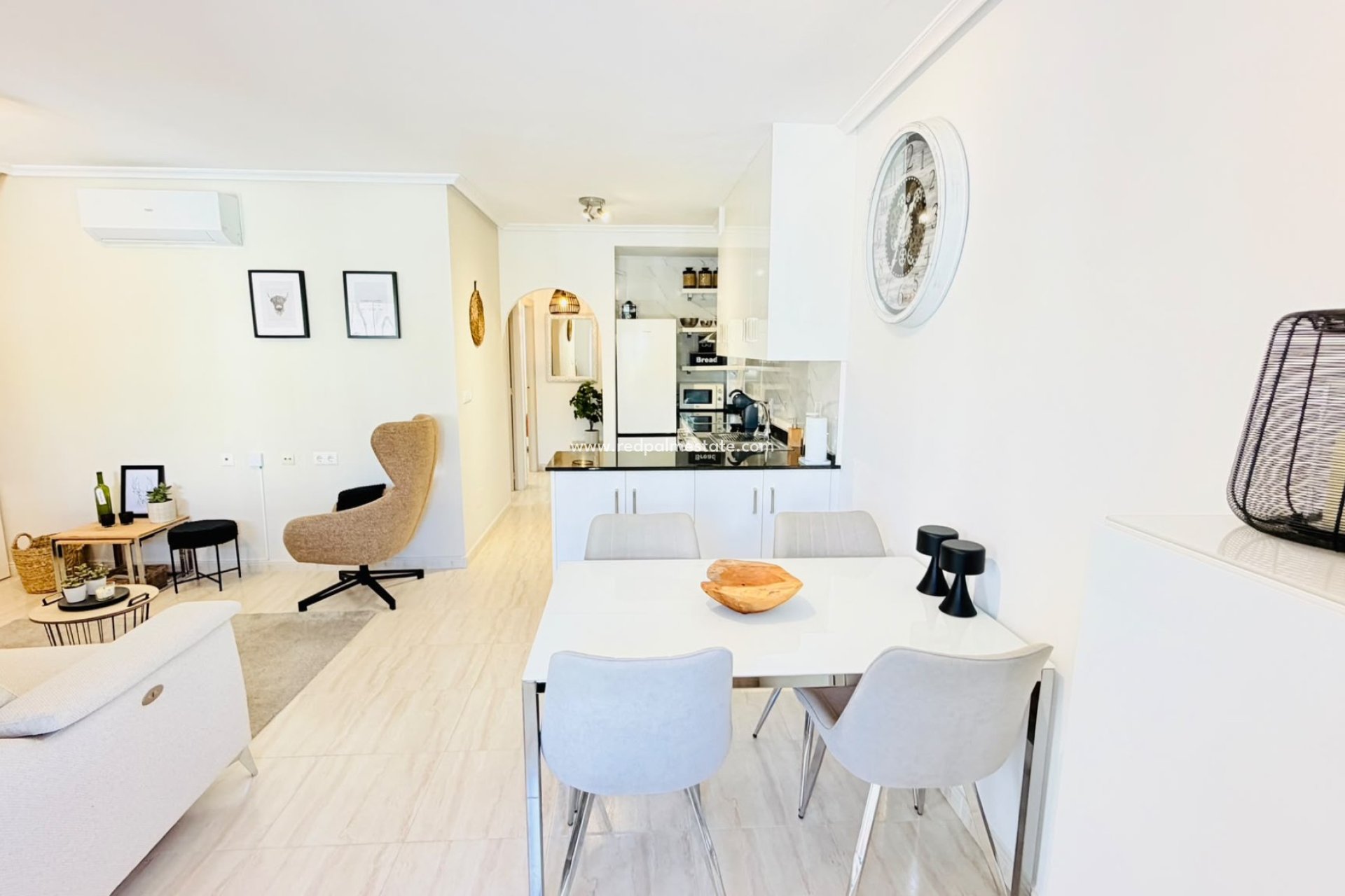 Resale - Town House -
Daya Vieja