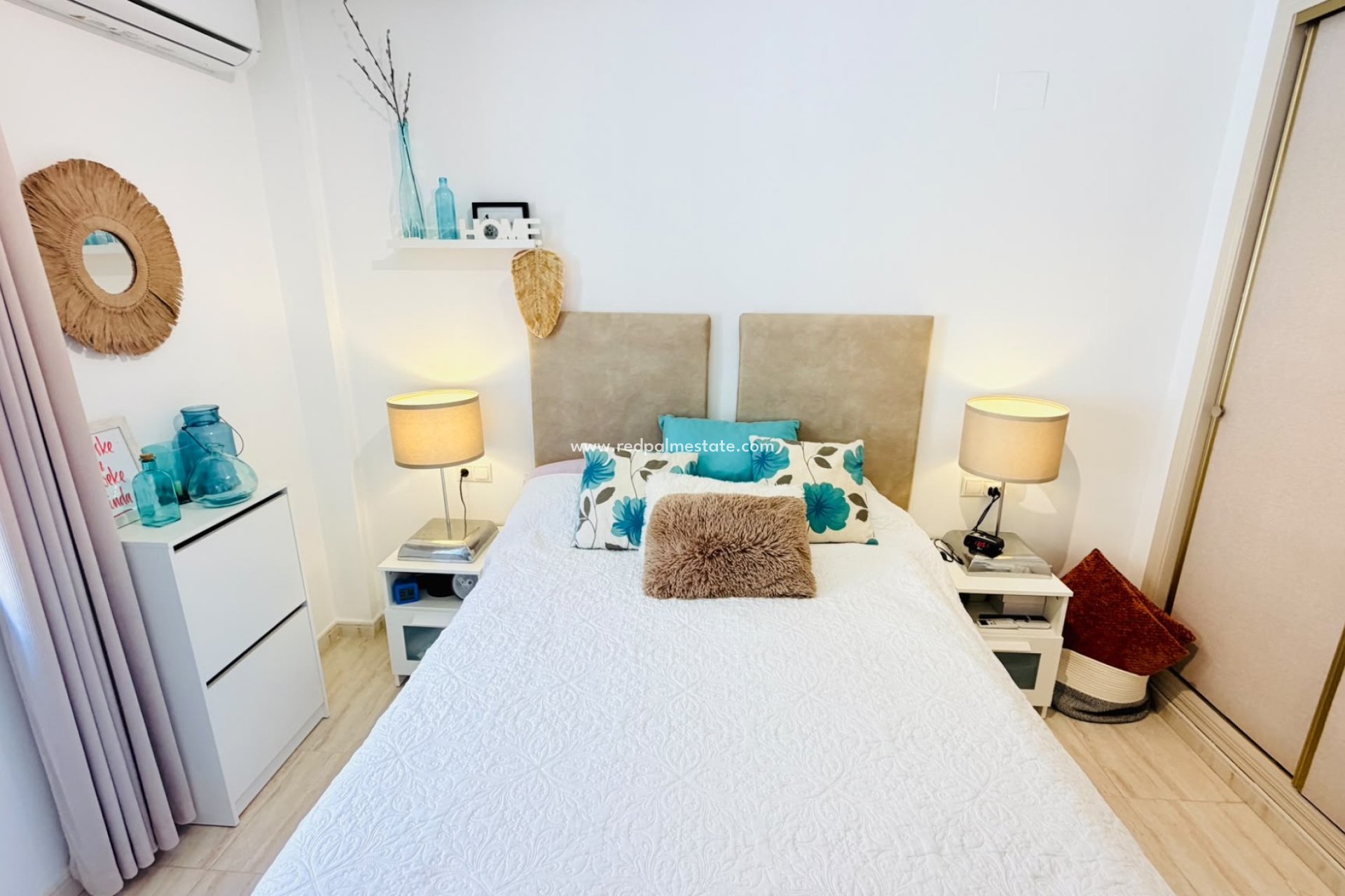 Resale - Town House -
Daya Vieja
