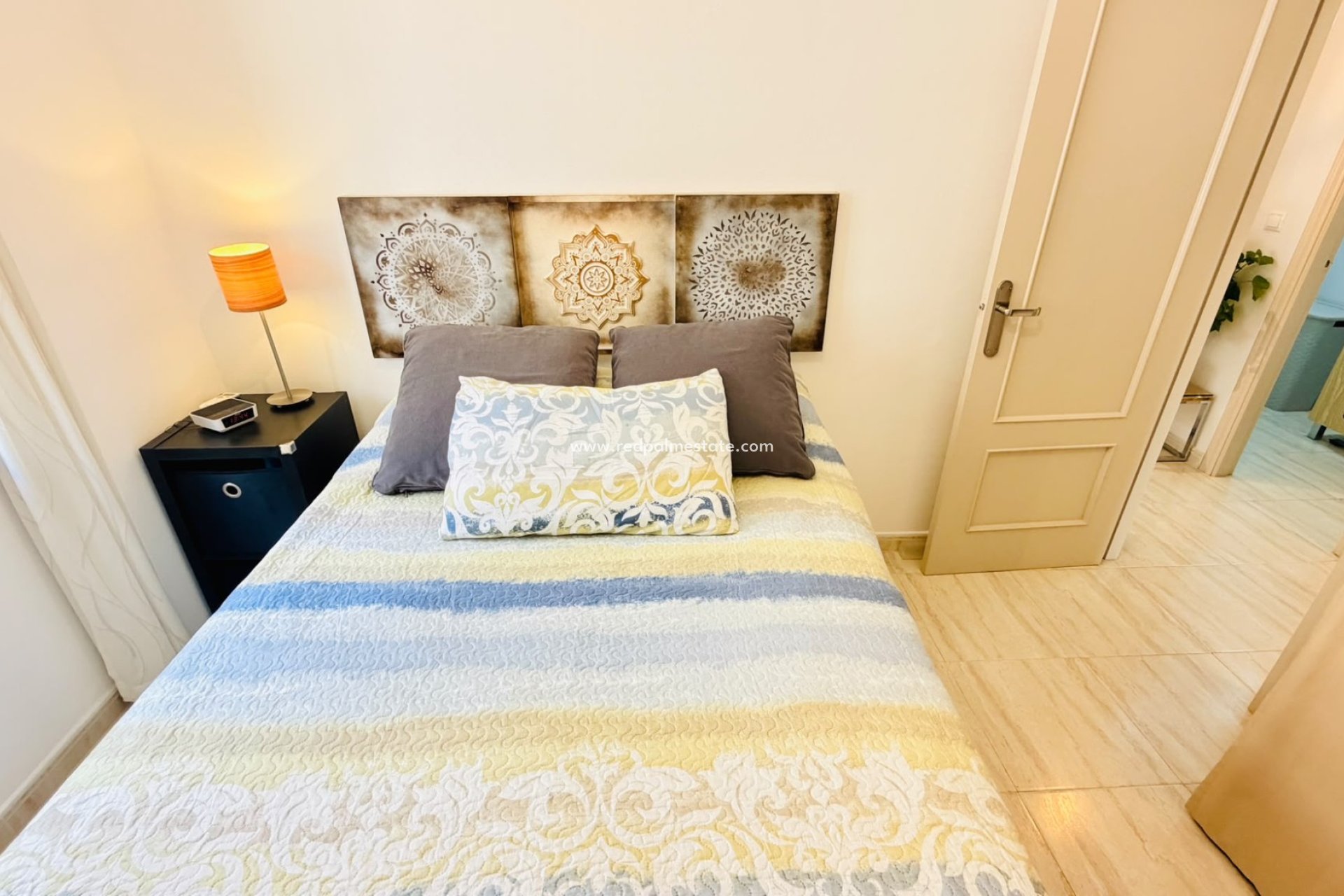 Resale - Town House -
Daya Vieja