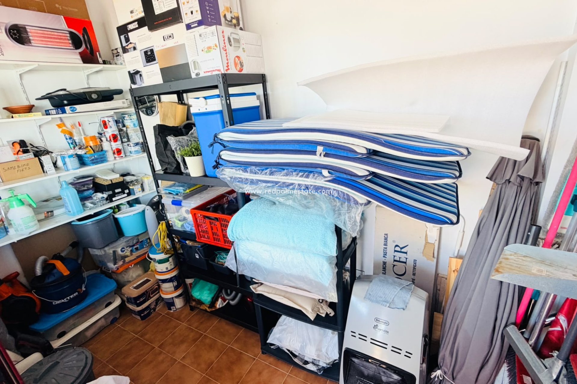 Resale - Town House -
Daya Vieja