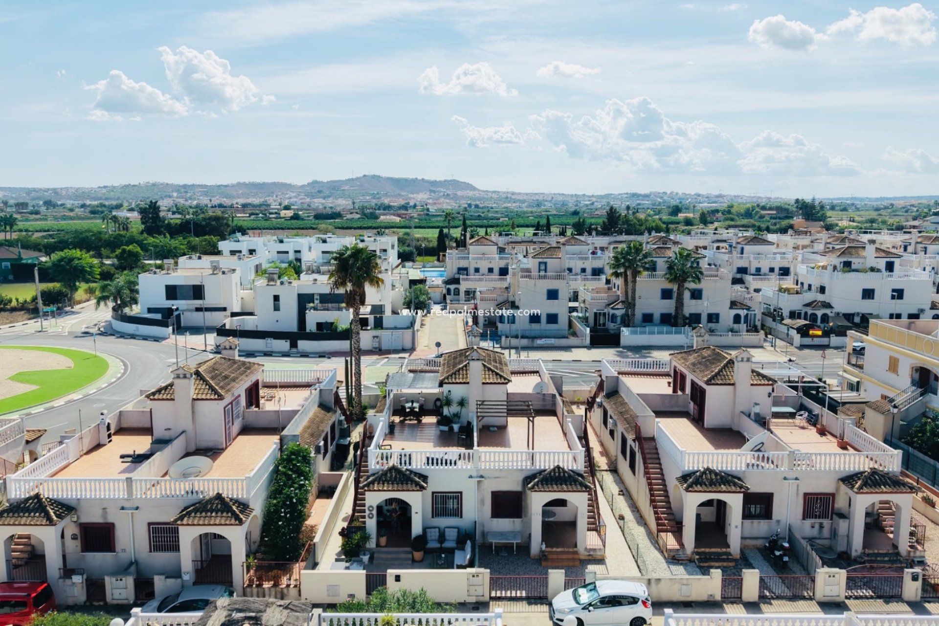 Resale - Town House -
Daya Vieja