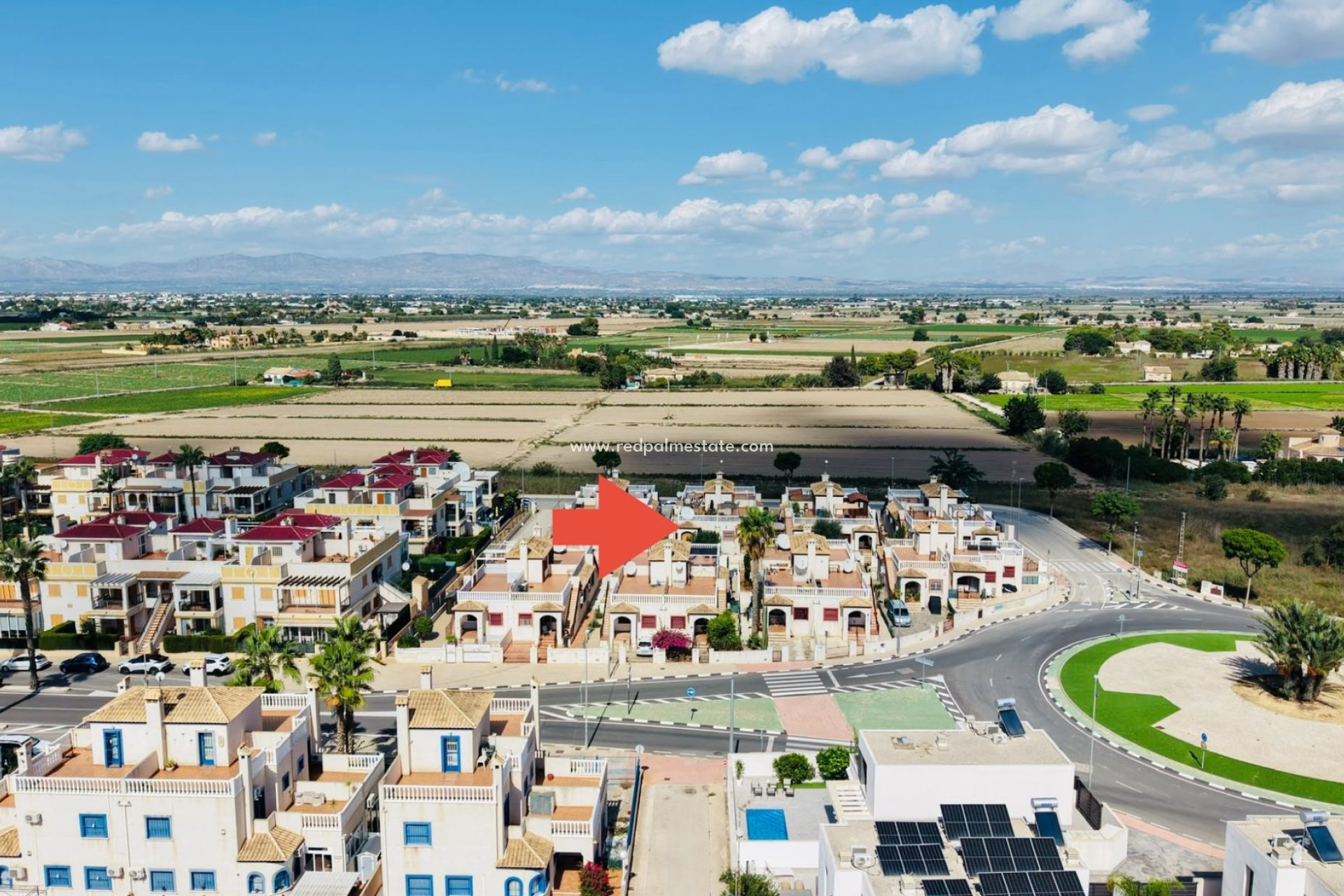 Resale - Town House -
Daya Vieja