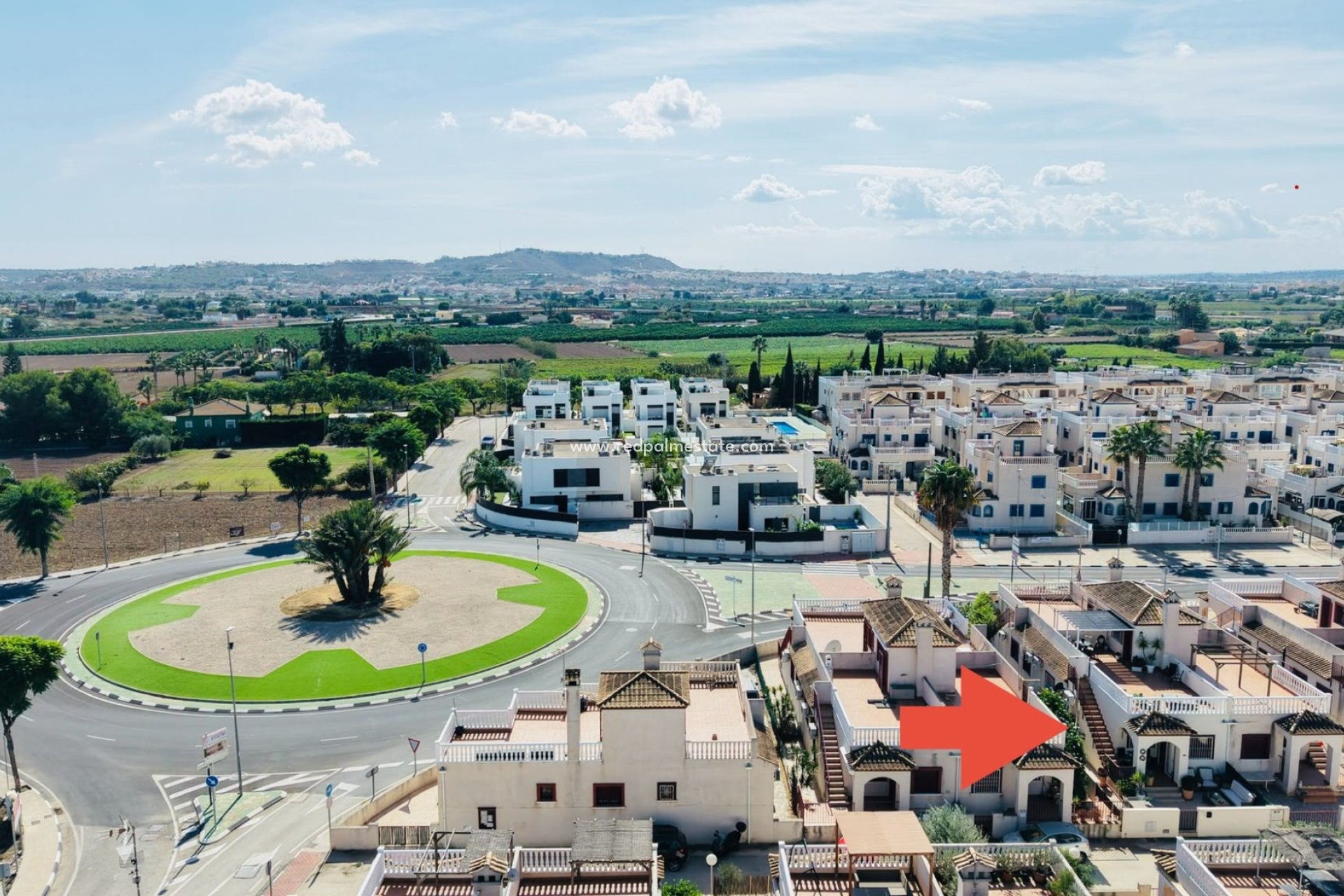 Resale - Town House -
Daya Vieja