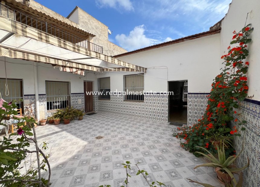 Resale - Town House -
Dolores - Centro