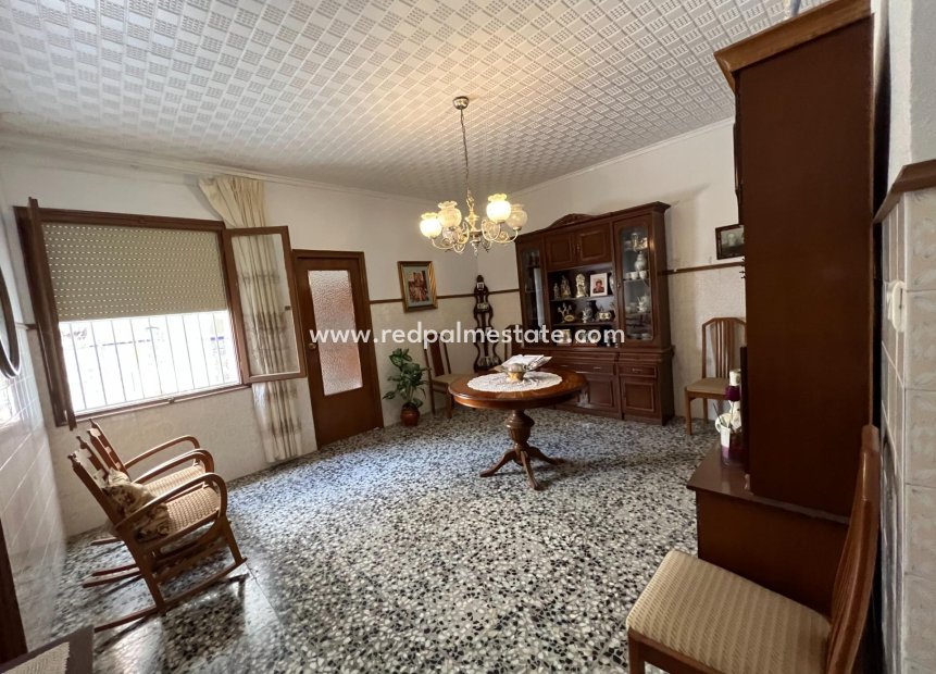 Resale - Town House -
Dolores - Centro