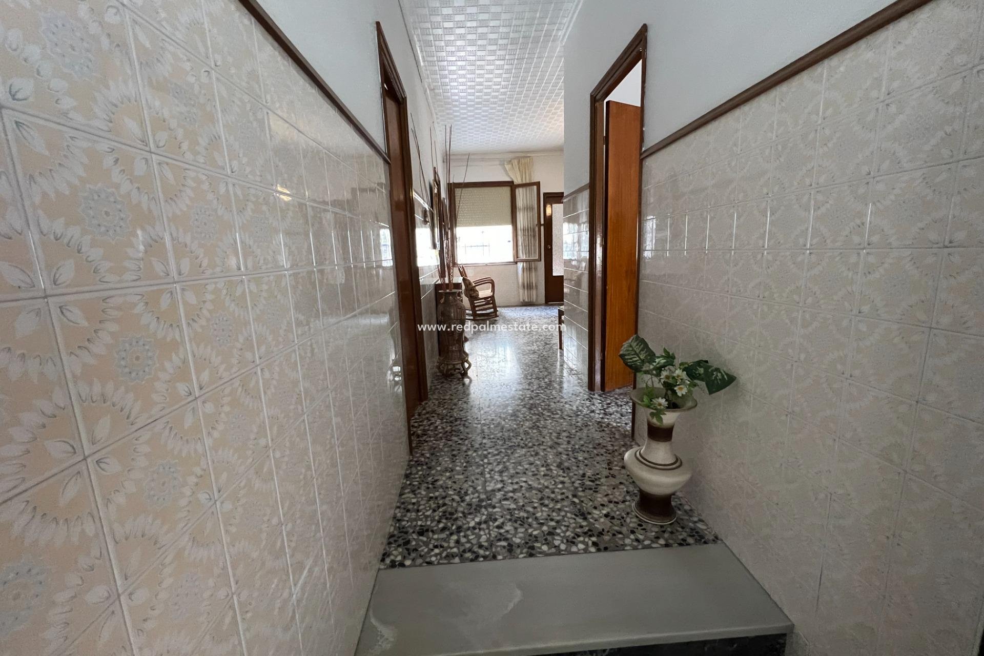 Resale - Town House -
Dolores - Centro