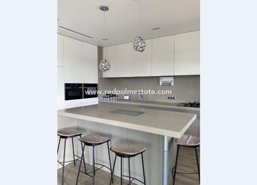 Resale - Town House -
El Campello - Costa Blanca