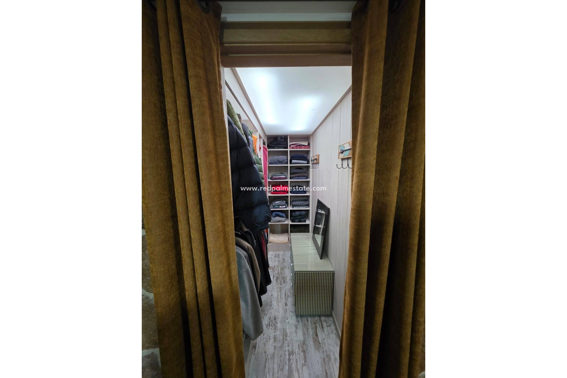 Resale - Town House -
El Palmar - Zona Centro