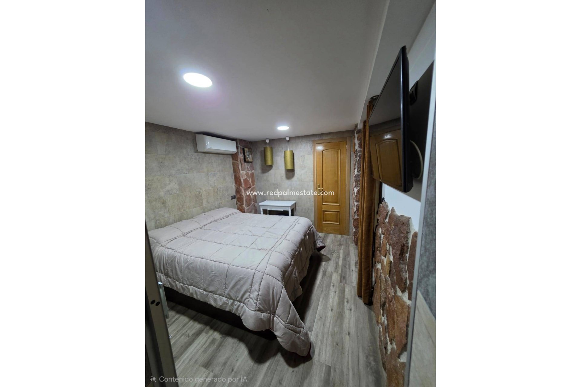 Resale - Town House -
El Palmar - Zona Centro