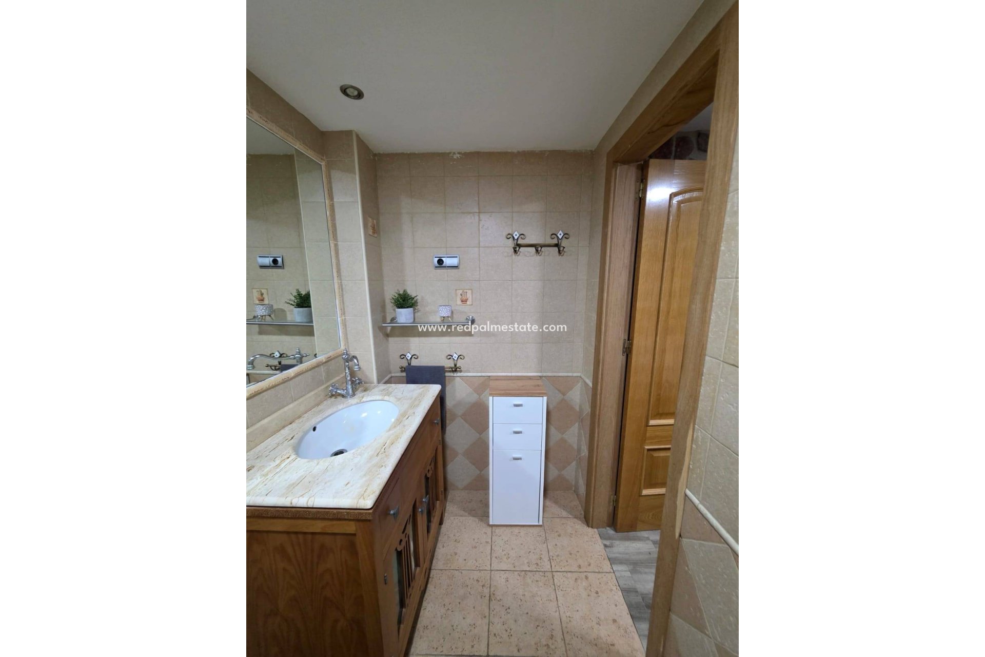 Resale - Town House -
El Palmar - Zona Centro