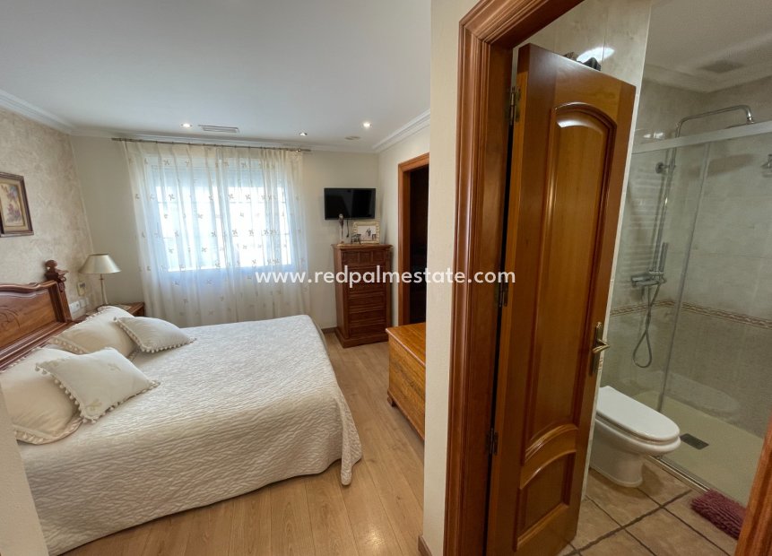 Resale - Town House -
Elche - Costa Blanca