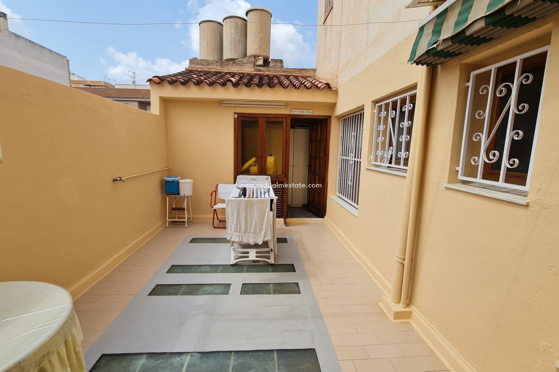 Resale - Town House -
Elda - Inland