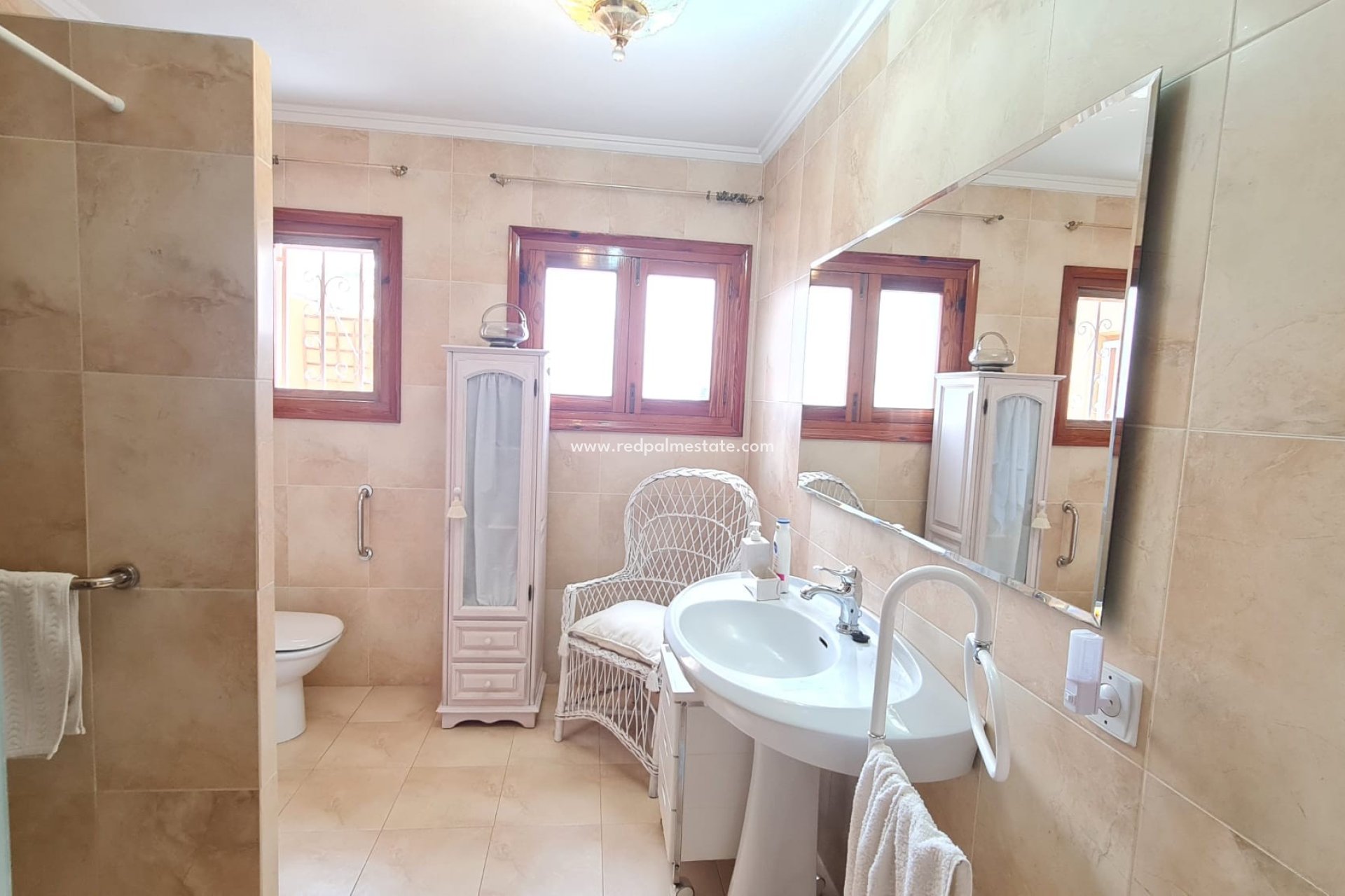 Resale - Town House -
Elda - Inland