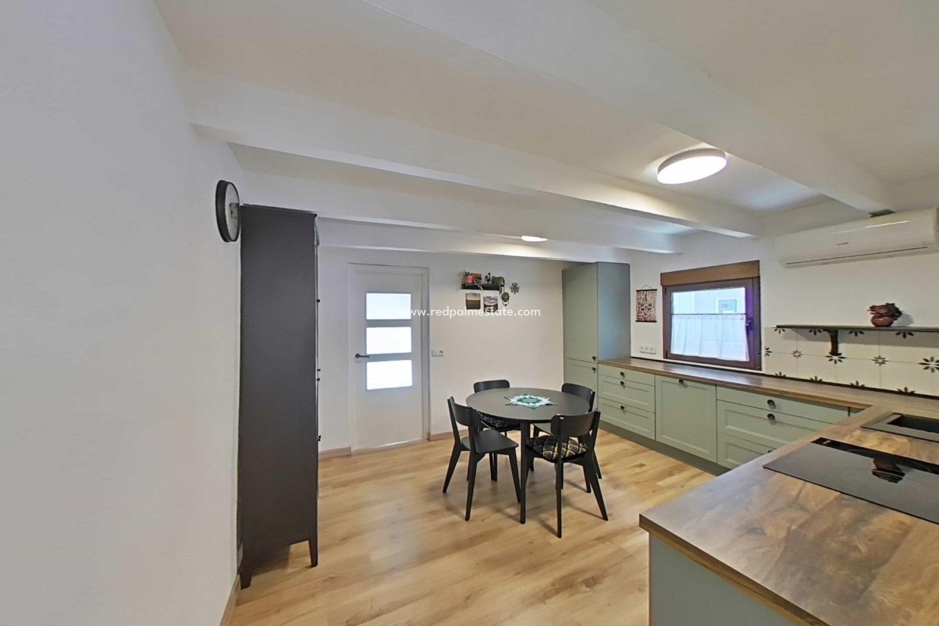 Resale - Town House -
Formentera del Segura - Centro