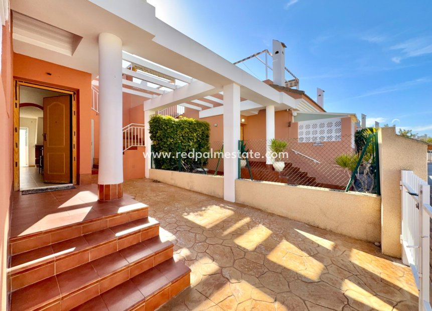 Resale - Town House -
Gran Alacant - Monte Faro-altomar