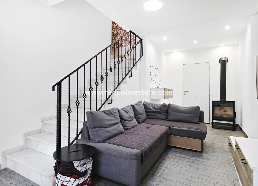 Resale - Town House -
Guardamar del Segura - El Raso