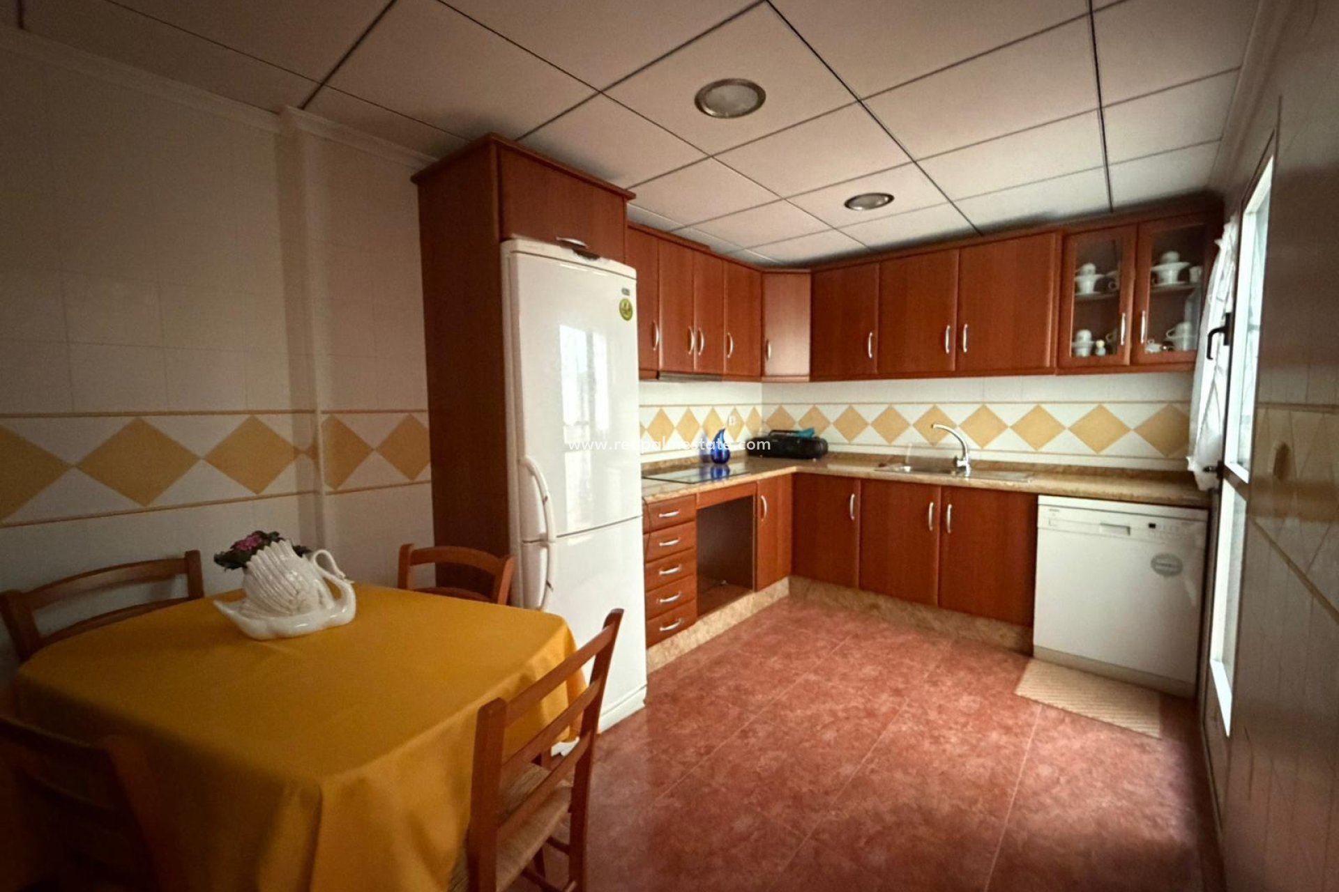 Resale - Town House -
Guardamar del Segura - Pueblo