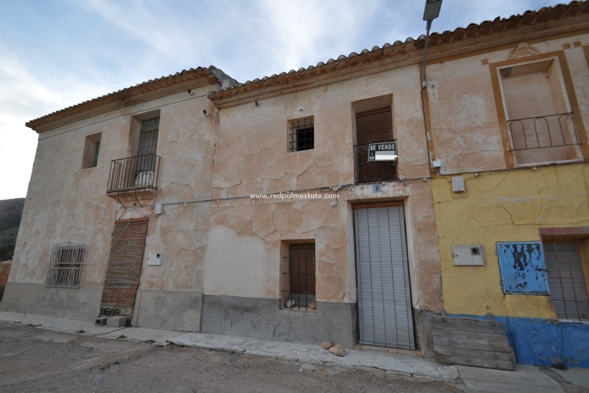 Resale - Town House -
Hondón de las Nieves - Inland