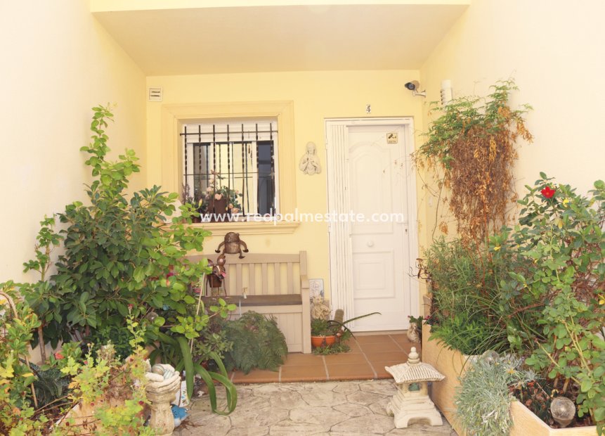 Resale - Town House -
Jalón - Inland