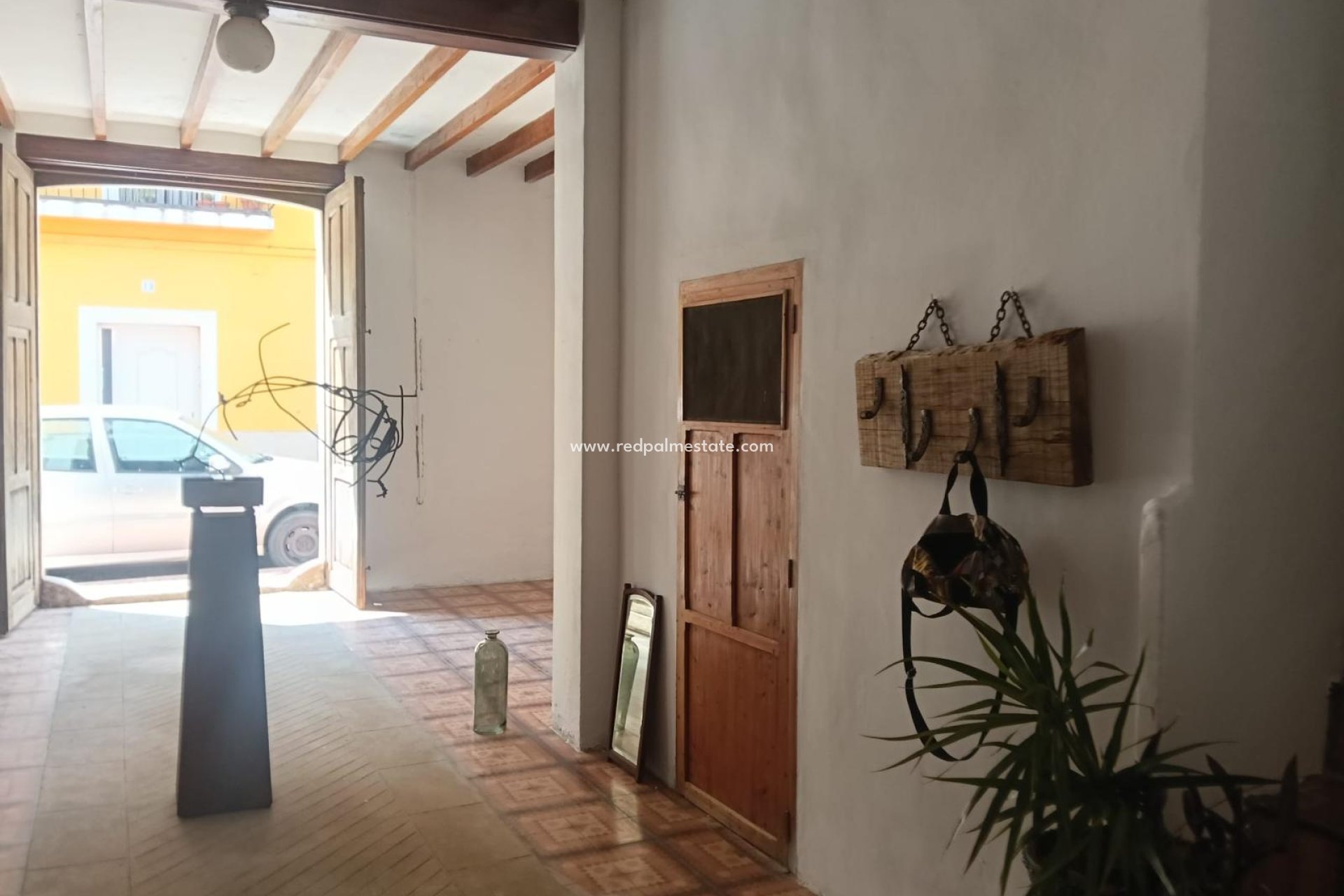 Resale - Town House -
Jesus Pobre - Inland