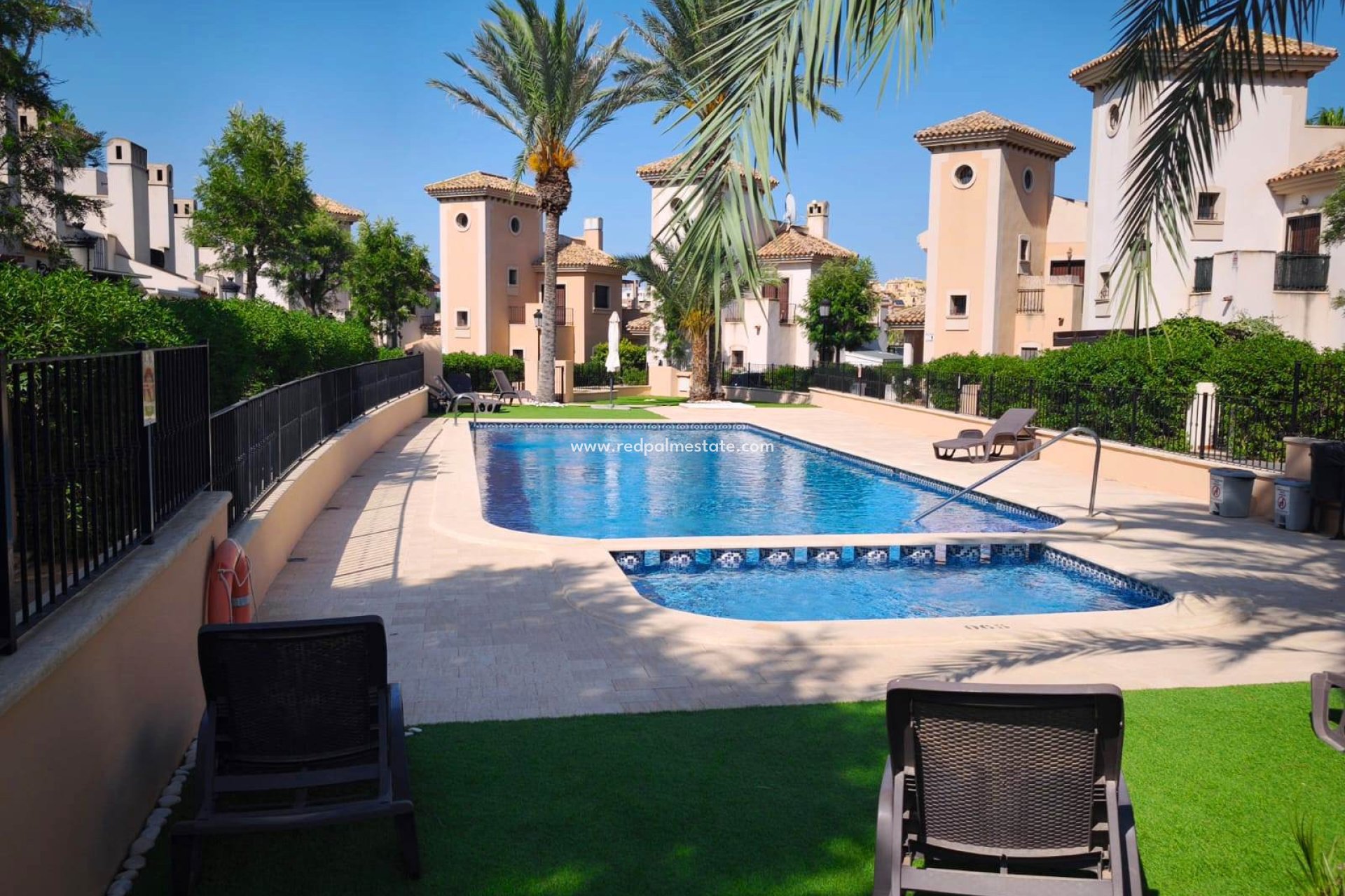 Resale - Town House -
La Finca Golf Resort - Inland