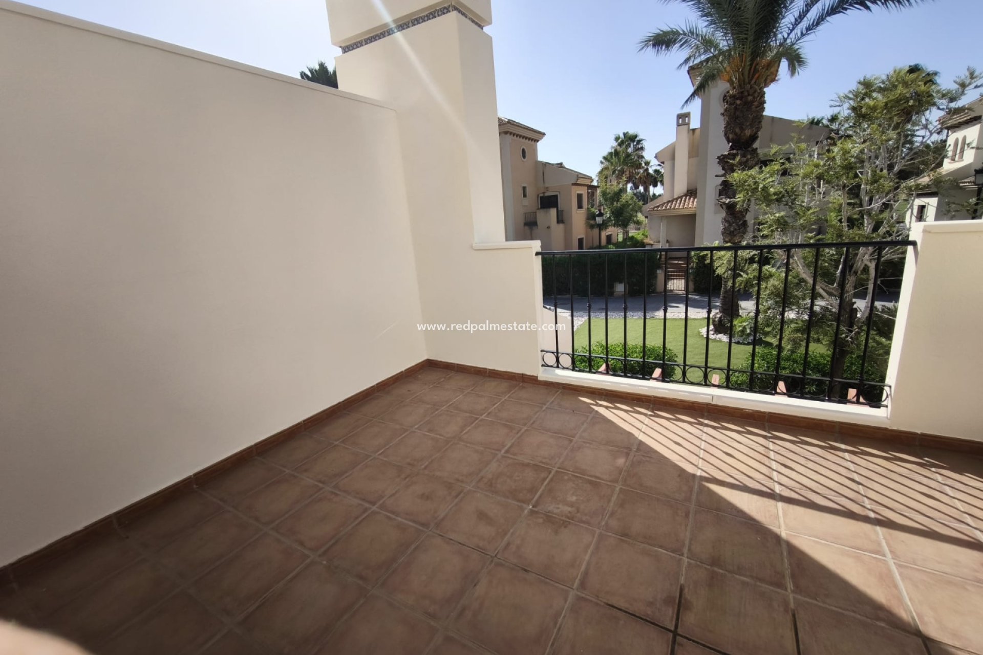 Resale - Town House -
La Finca Golf Resort - Inland