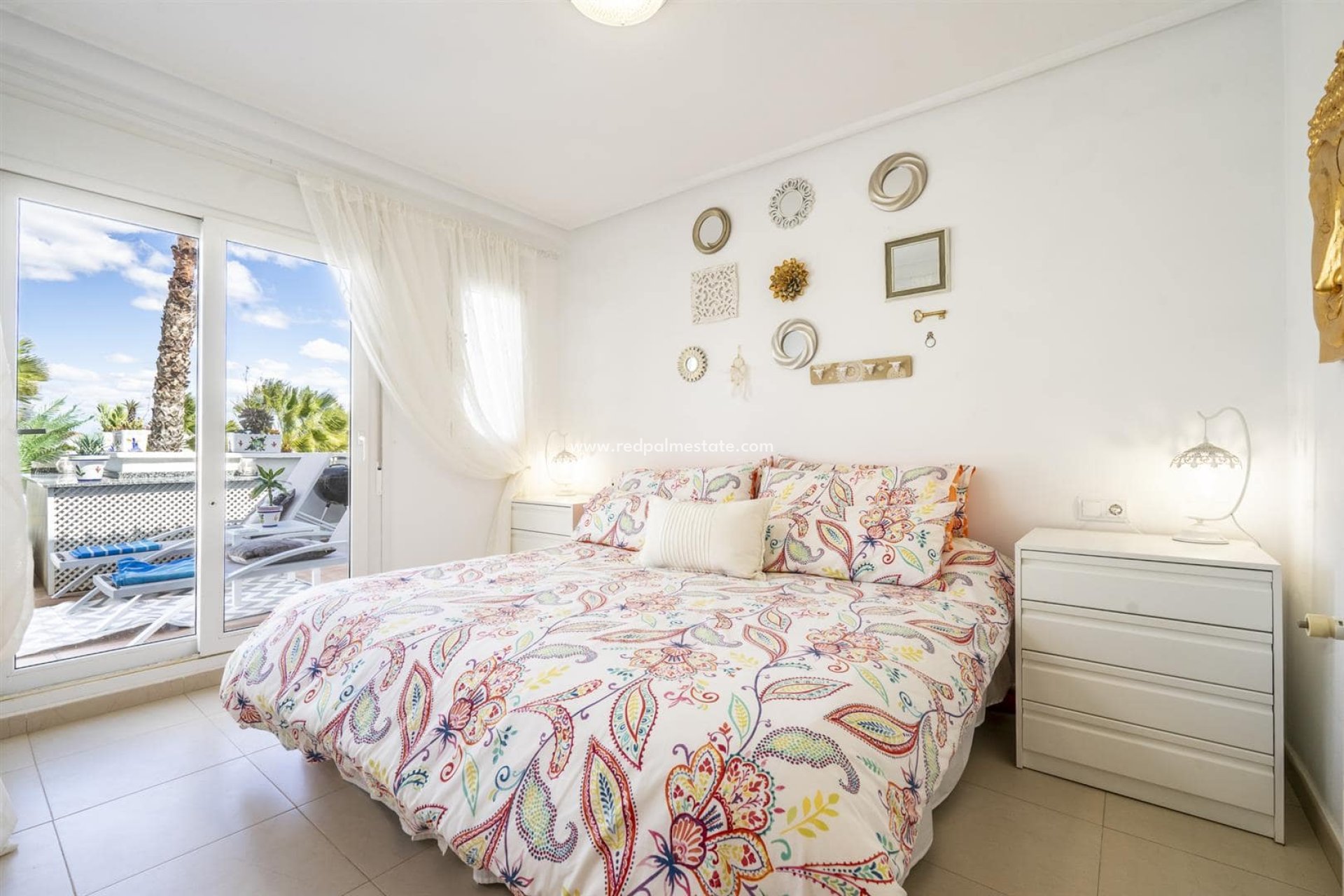 Resale - Town House -
La Torre Golf Resort - Inland