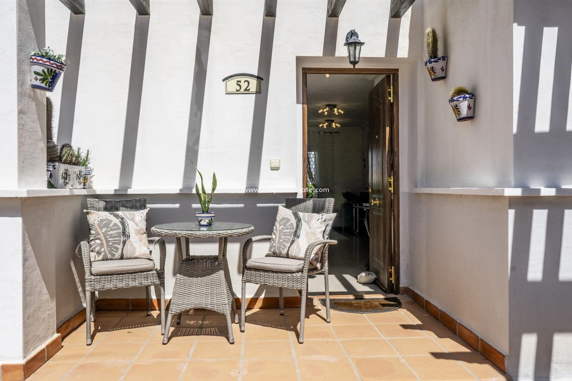 Resale - Town House -
La Torre Golf Resort - Inland