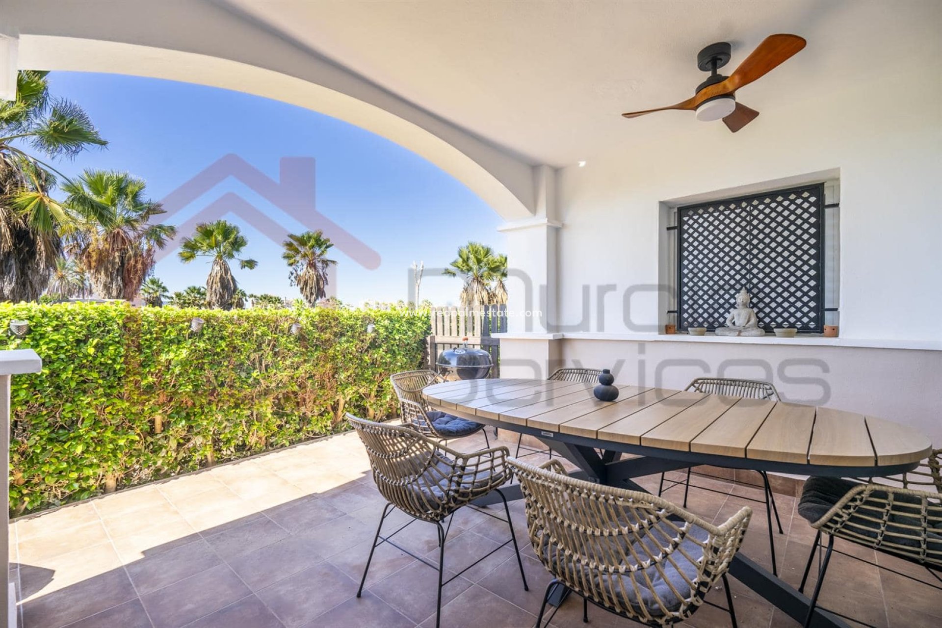Resale - Town House -
La Torre Golf Resort - Inland