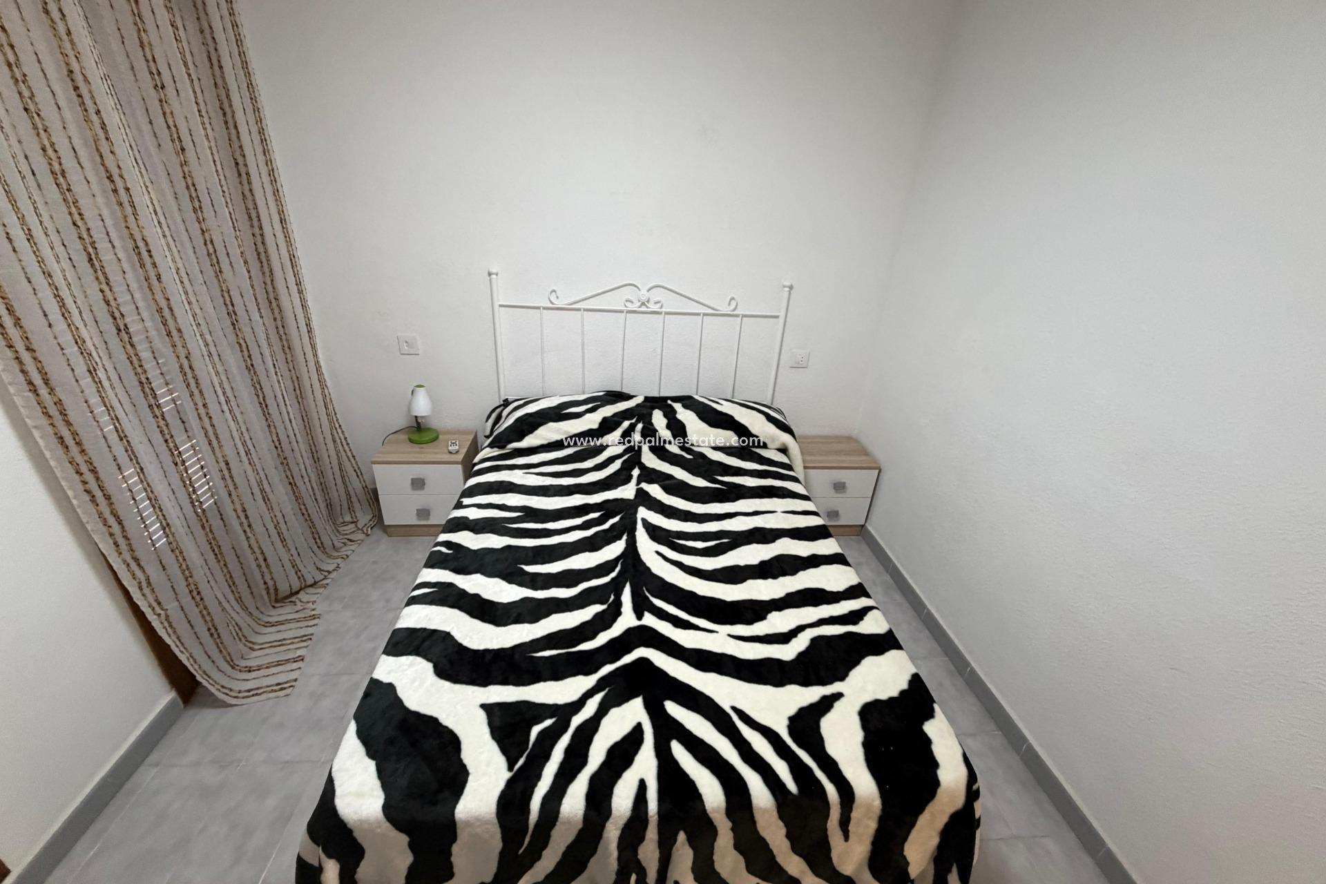 Resale - Town House -
Lo Pagan - La Puntica