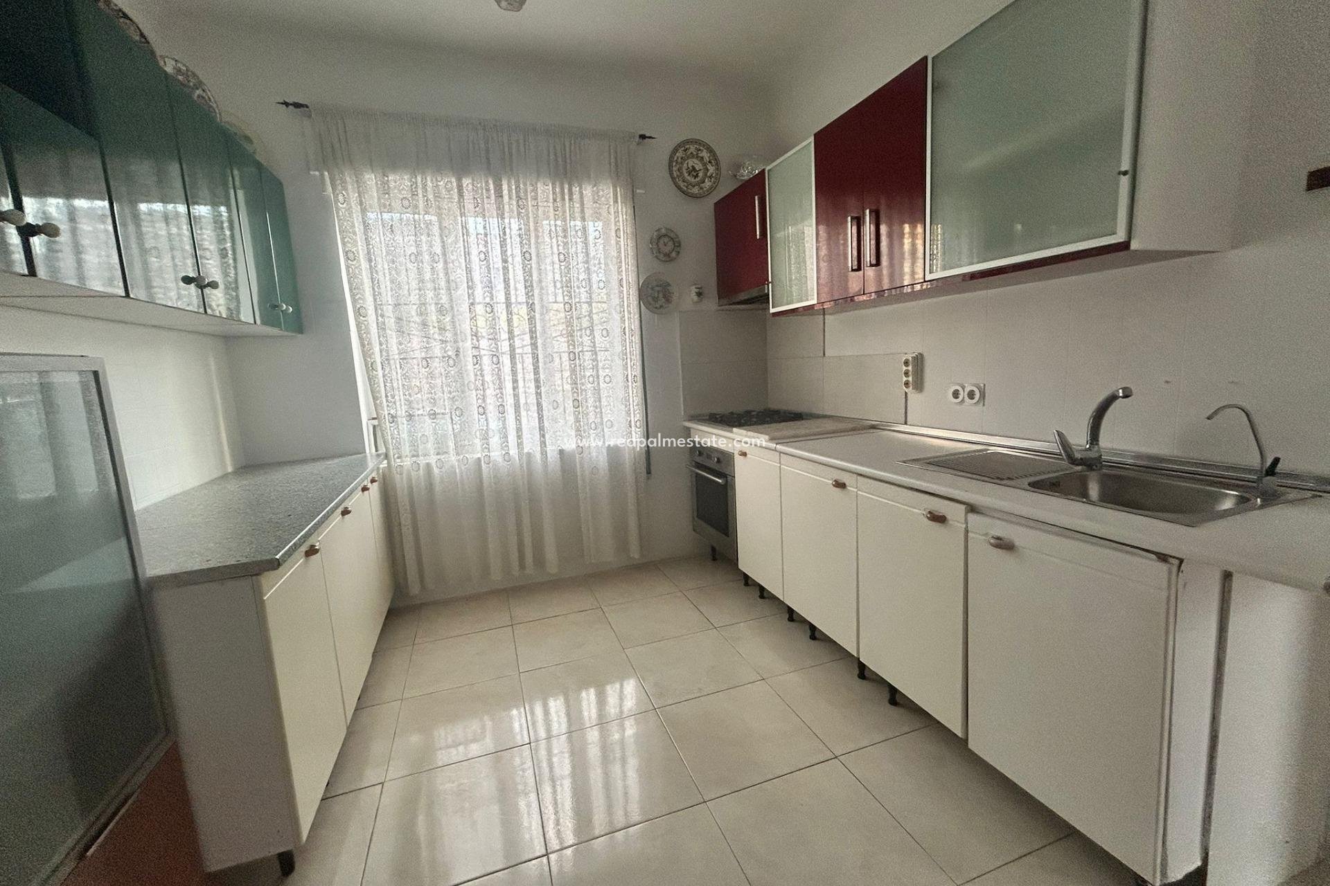 Resale - Town House -
Los Alczares - Los Alcazares