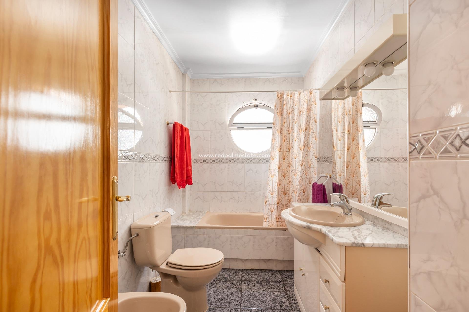 Resale - Town House -
Los Alczares - Los Alcazares