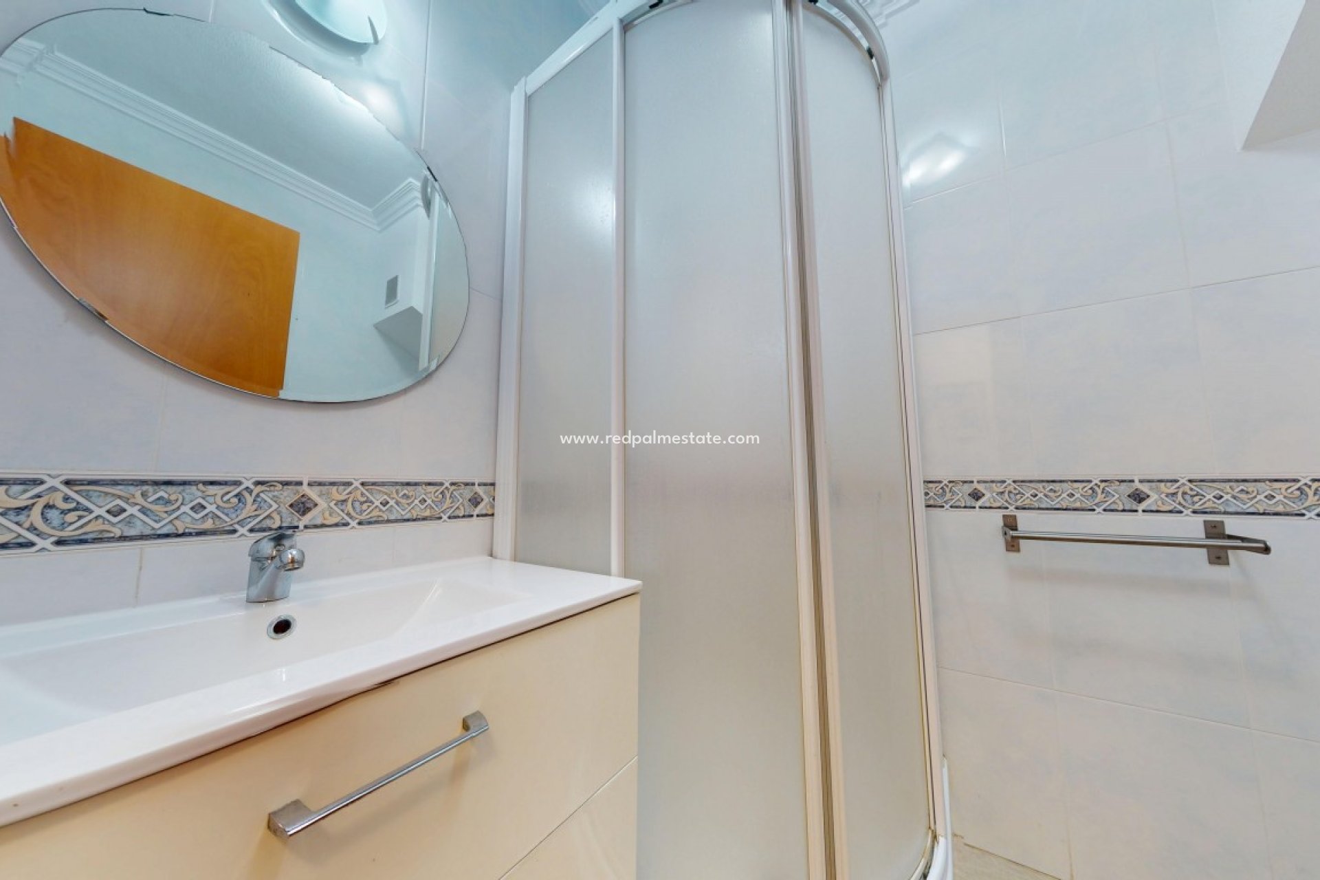 Resale - Town House -
Los Alczares - Los Alcazares