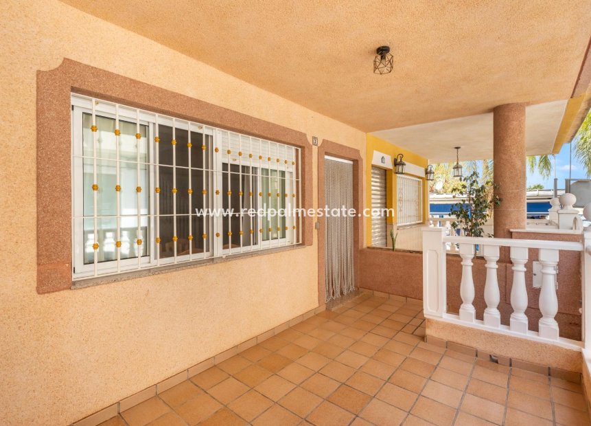Resale - Town House -
Los Alczares - Los Alcazares