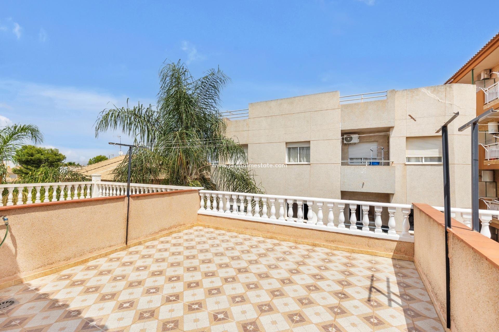 Resale - Town House -
Los Alczares - Los Alcazares