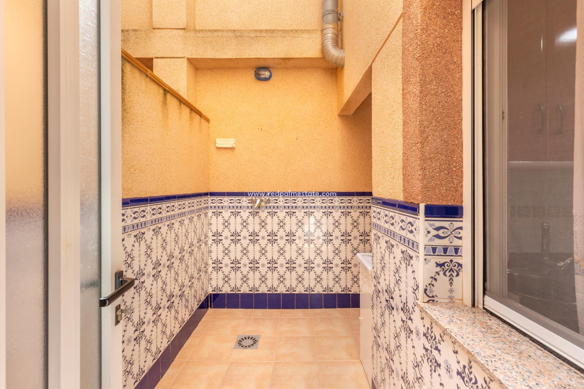 Resale - Town House -
Los Alczares - Los Alcazares