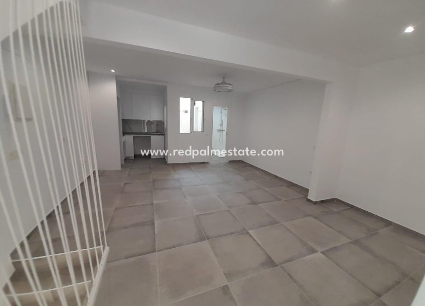 Resale - Town House -
Mazarron - Puerto De Mazarrón