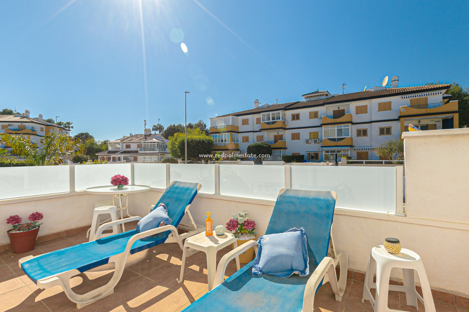 Resale - Town House -
Mil Palmeras - Riomar