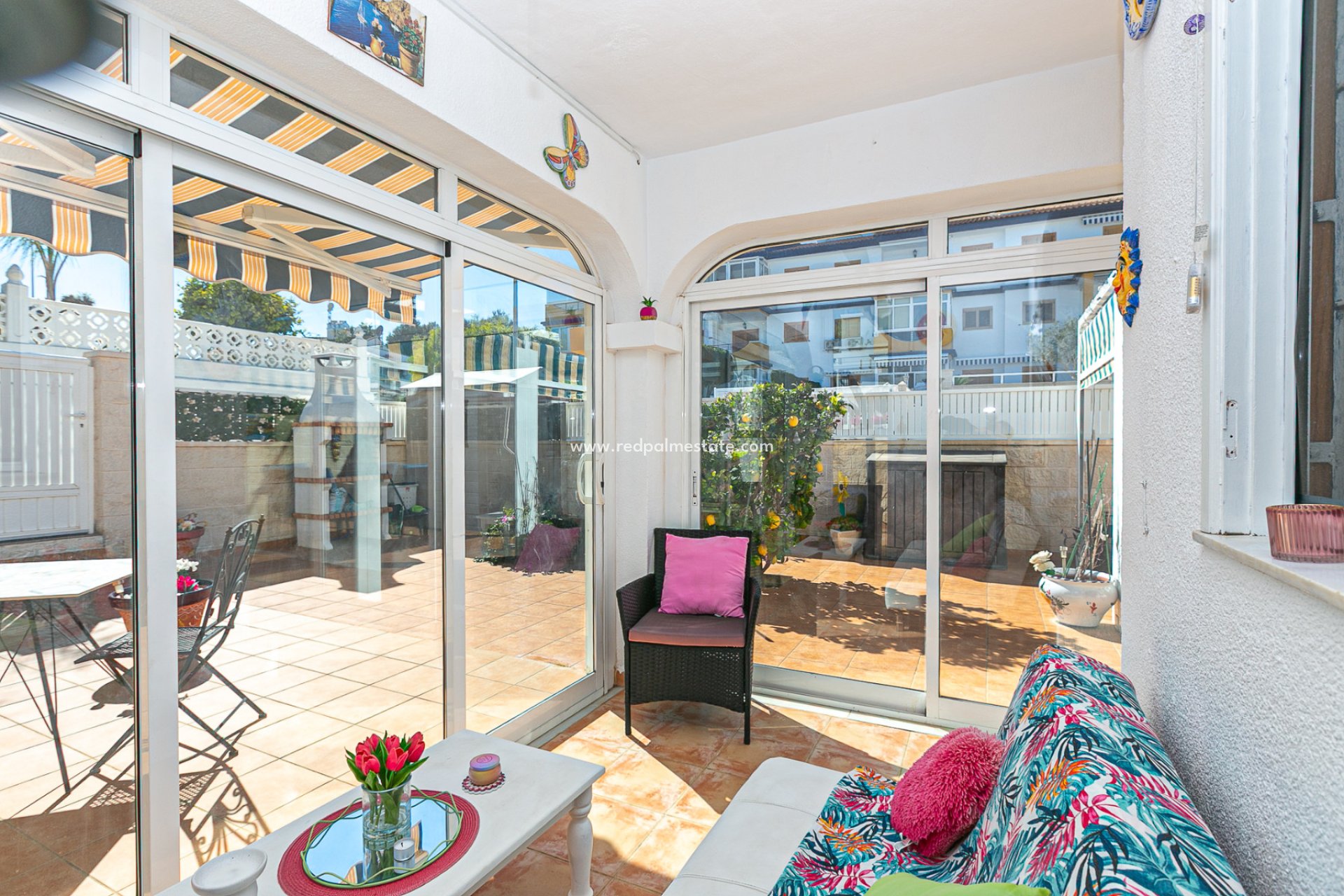 Resale - Town House -
Mil Palmeras - Riomar