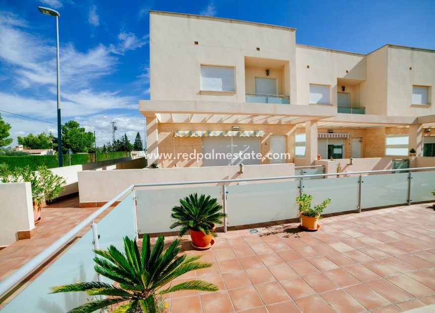 Resale - Town House -
Montesinos - La Herada